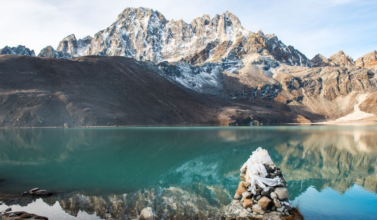 best time to visit gokyo lake