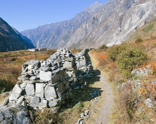 One If The Longest Mane Wall In The Vally 