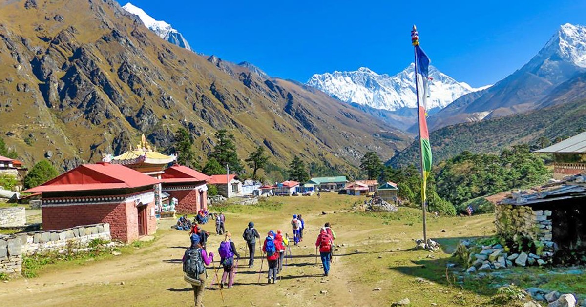 Classic Everest Base Camp Trekking 22 Days